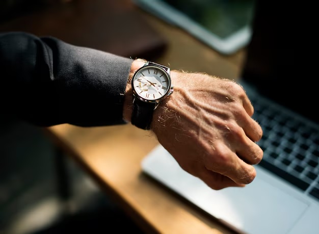 How to Buy an Authentic Rolex Watch in Singapore: A Guide for Beginners